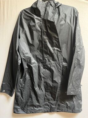 Mountain Hardwear Black Hooded Rain Jacket Size Medium